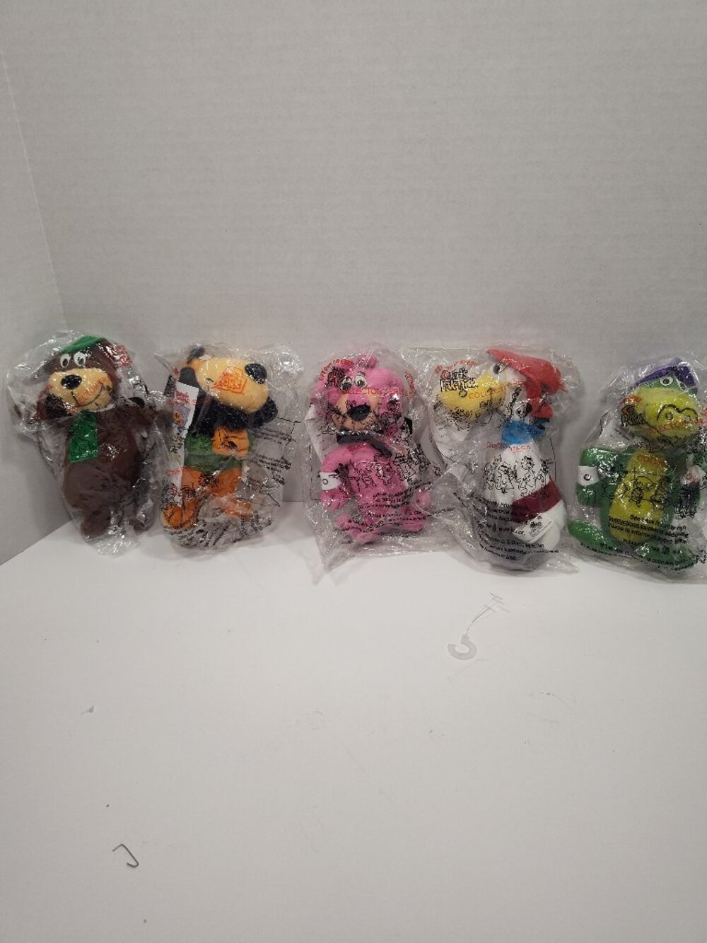 2000 Dairy Queen Hanna-Barbera 5 Piece Plush Lot Sealed Yogi Bear Snagglepuss